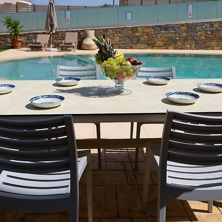 Superior Family Apartment W/Pool Dining Area Stavromenos المظهر الخارجي الصورة